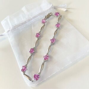NWOT 925 sterling Silver Bracelet with Vibrant Pink heart Stones crystals dainty